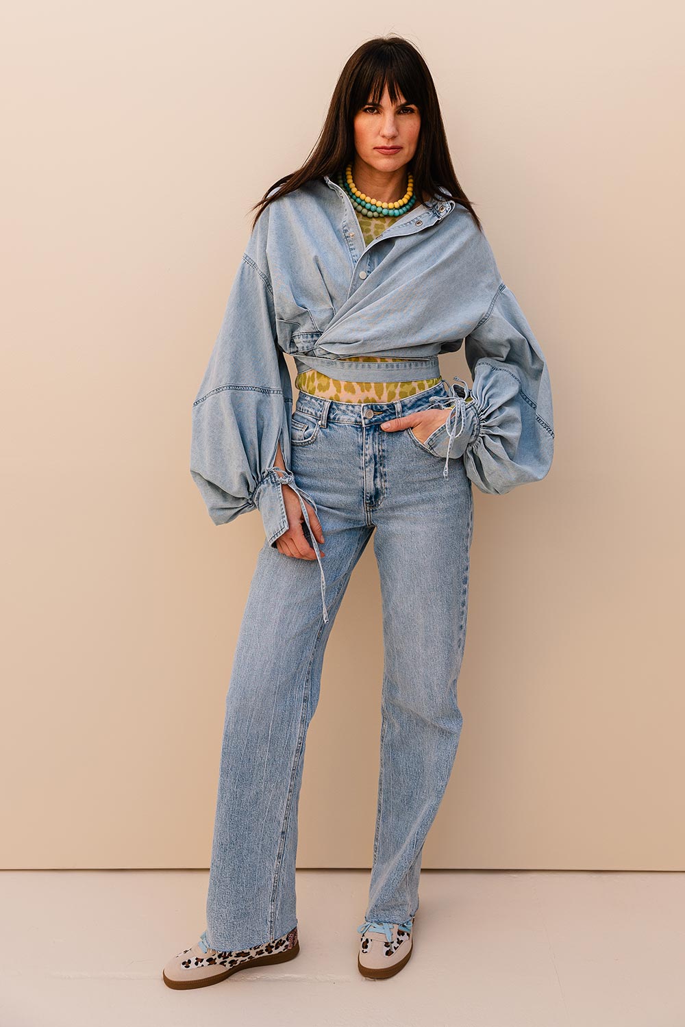 Wikkelshirt met Jasje-Look en Ceintuur