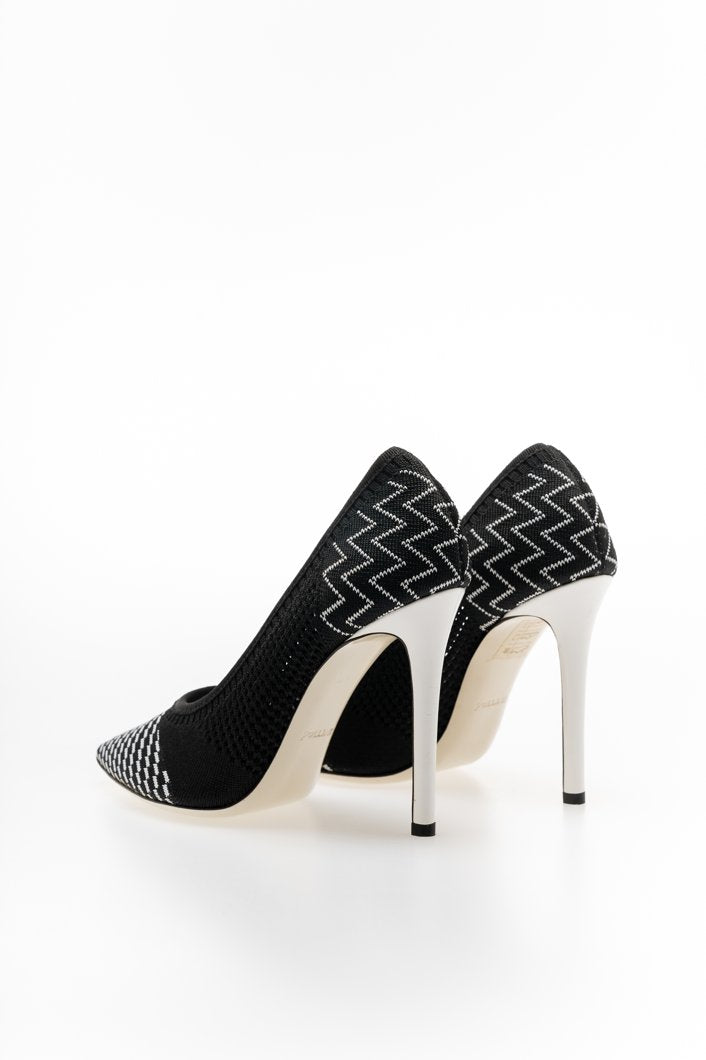 POLLINI – ZWARTE HOGE HAKKEN