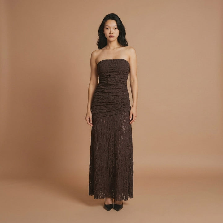 Elegant Strapless Klänning