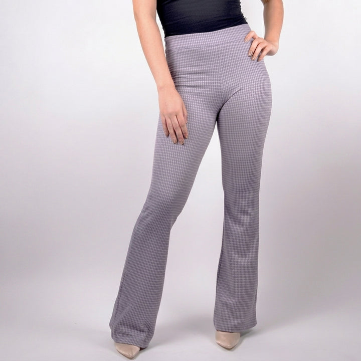 Broek met hoge taille en wijde pijpen – geruit patroon 