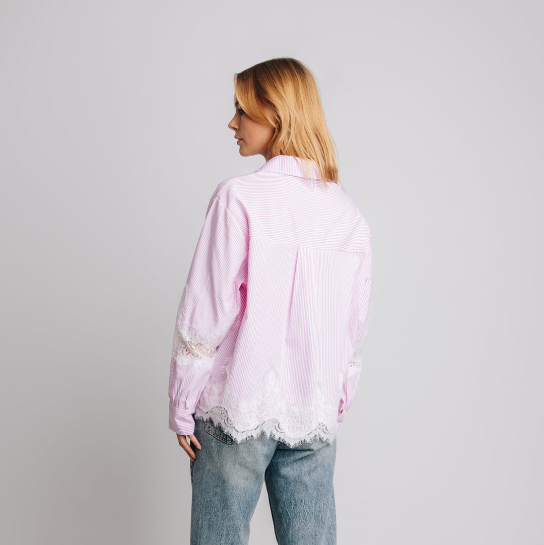 Italiensk Blus med Spets – Rosa &amp; Blå