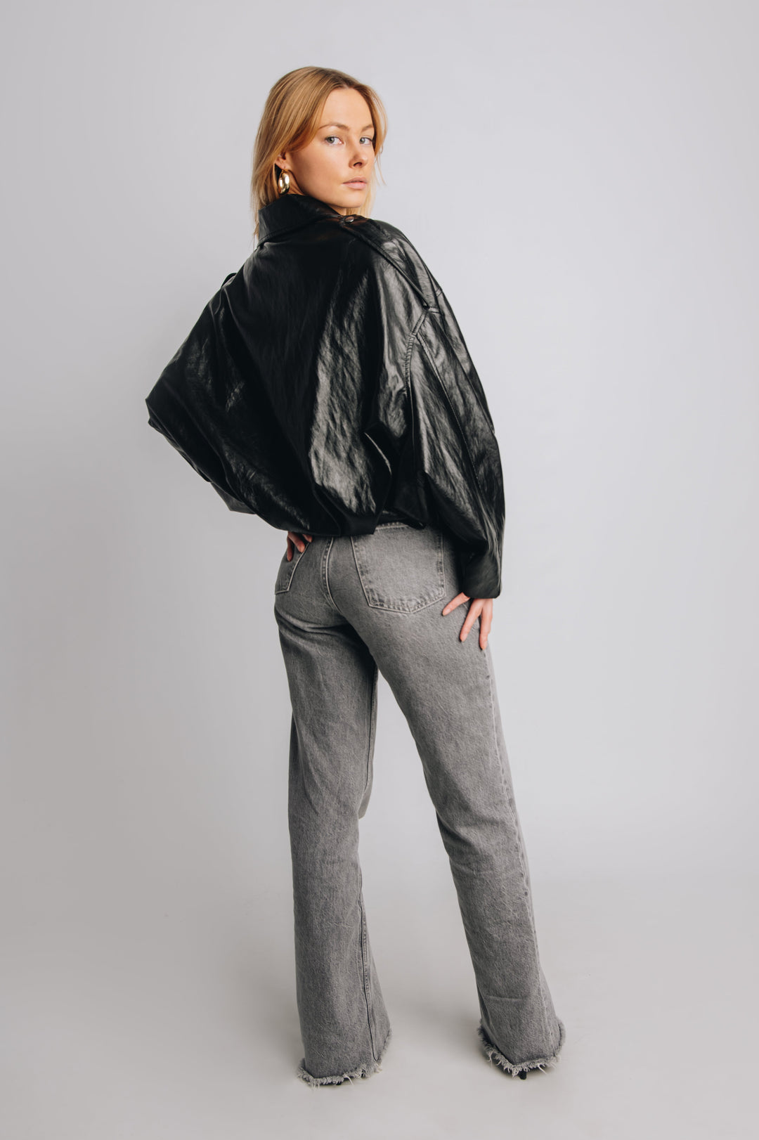 Unieke jas met leerlook – perfecte pasvorm