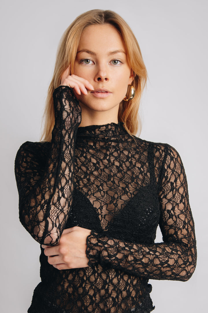 Elegante zwarte kanten blouse – perfect voor alle gelegenheden