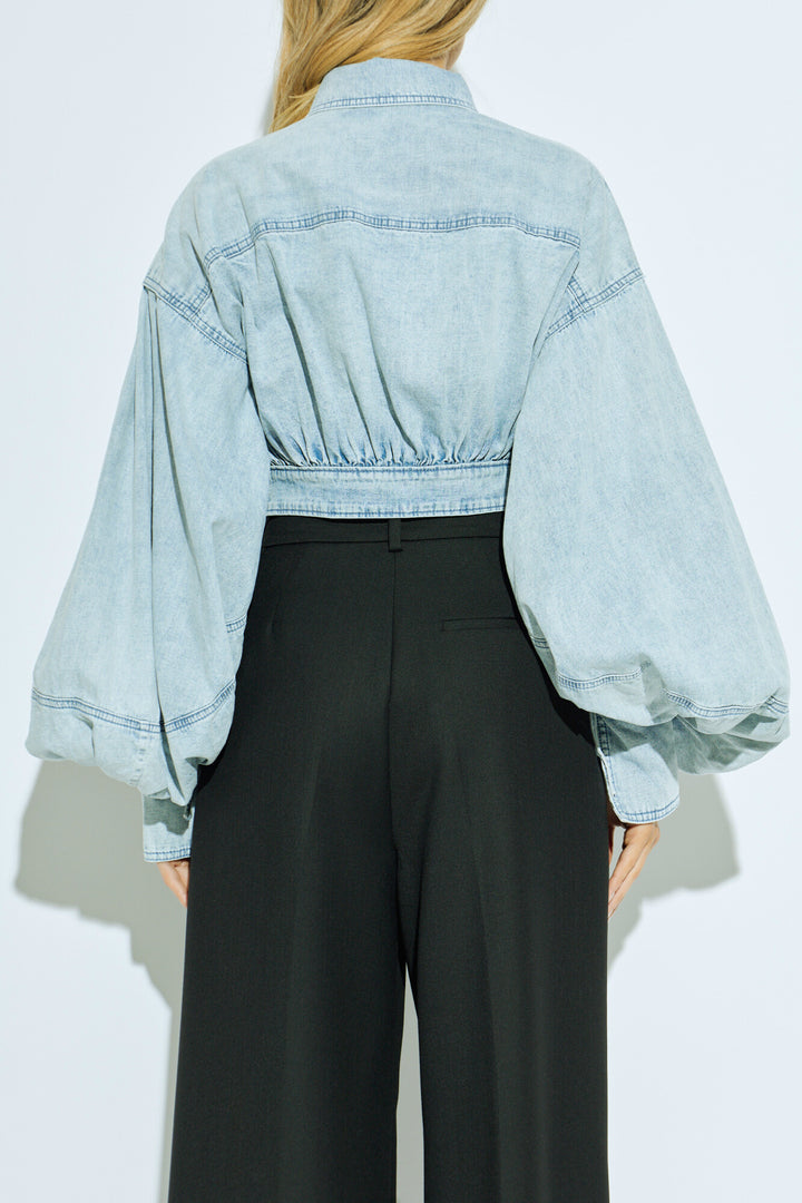 Wikkelshirt met Jasje-Look en Ceintuur
