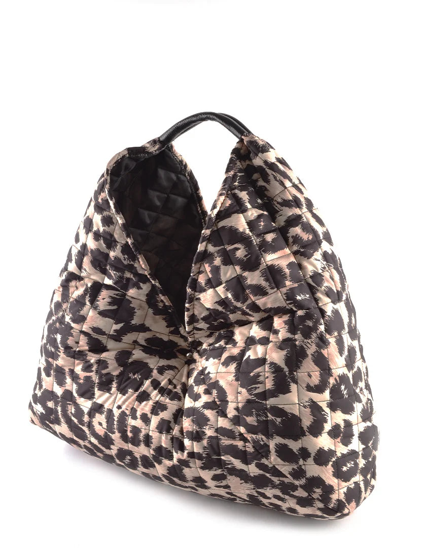 Shopper med läderhandtag och stilfull leopardmönster