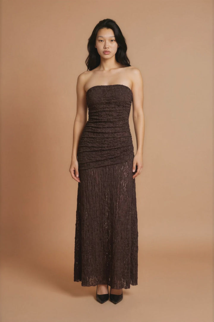 Elegant Strapless Klänning